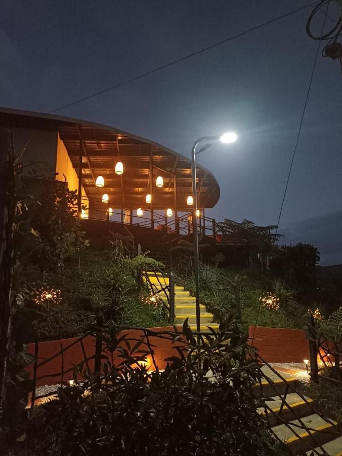 Glamping The Mountain Hotel Guatape Exterior photo