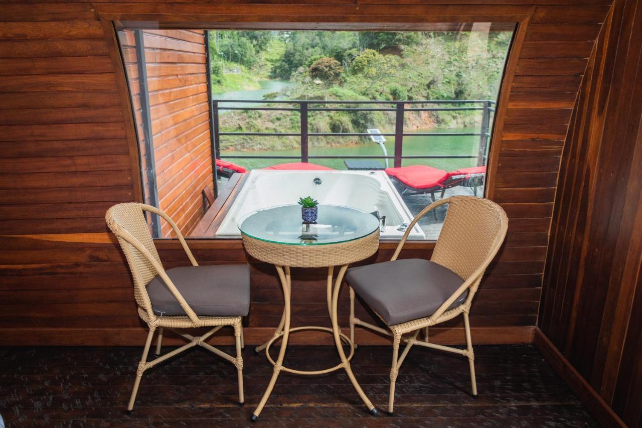 Glamping The Mountain Hotel Guatape Exterior photo