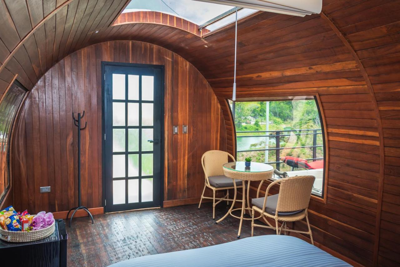Glamping The Mountain Hotel Guatape Exterior photo