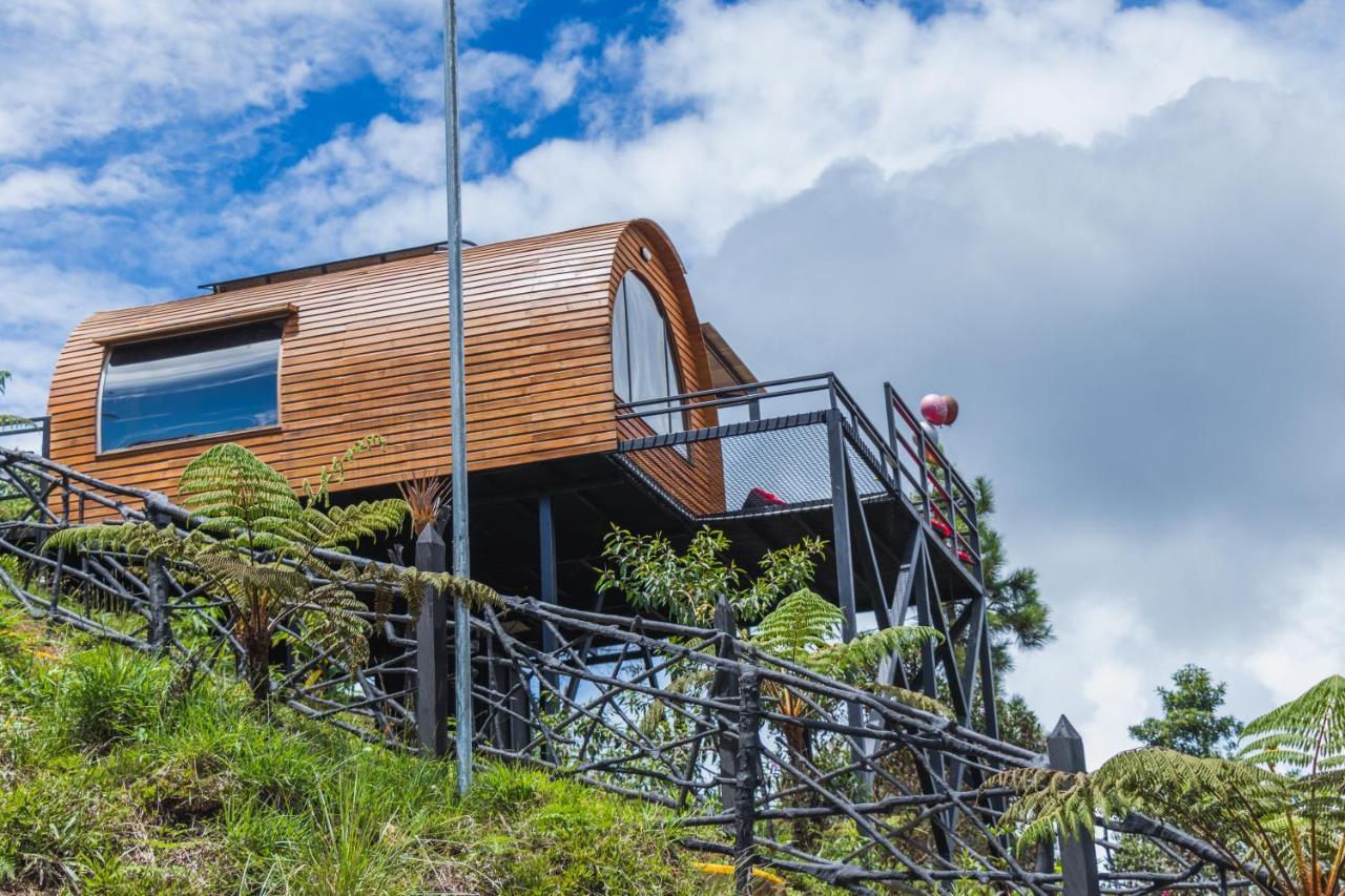 Glamping The Mountain Hotel Guatape Exterior photo