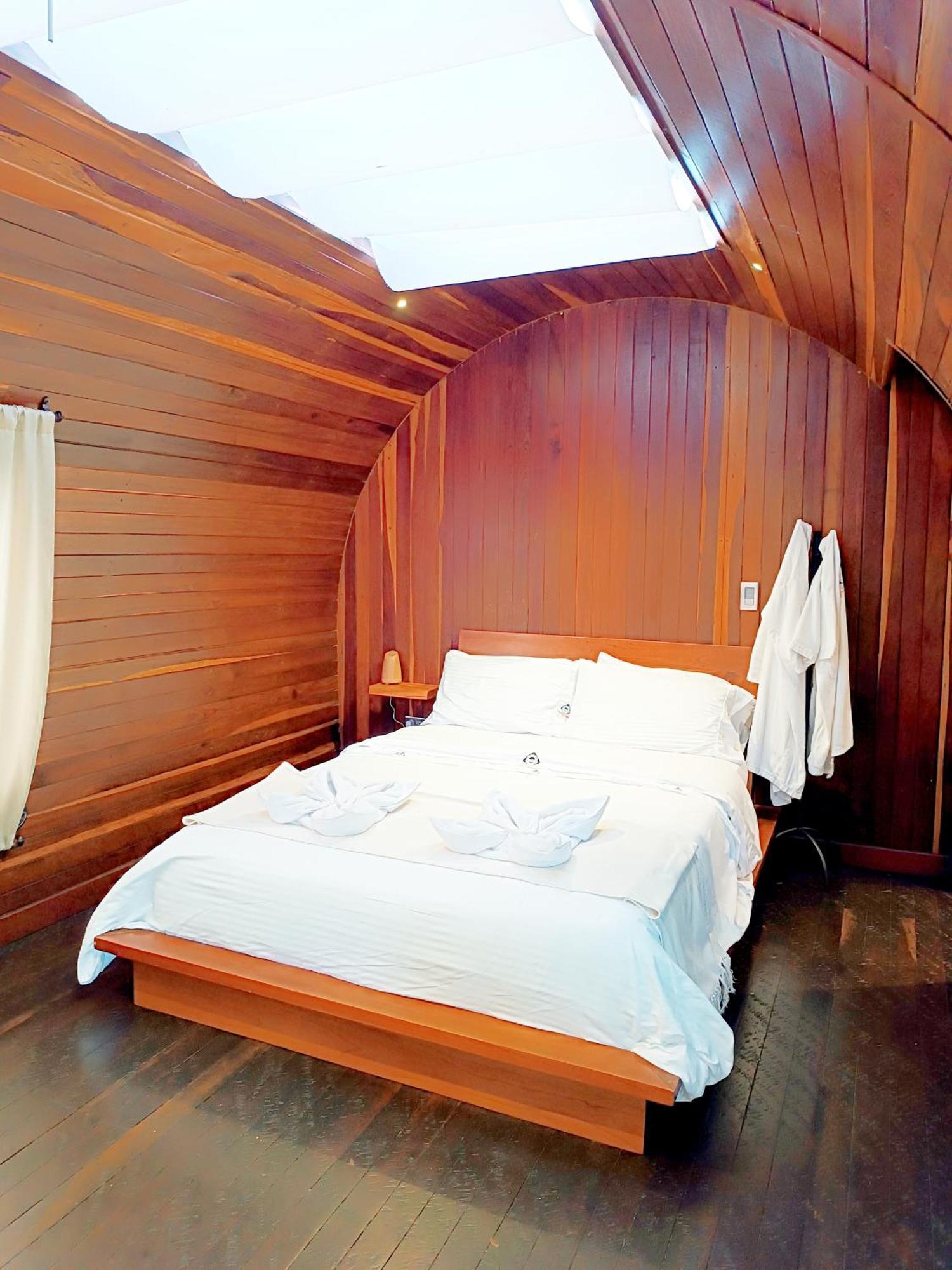 Glamping The Mountain Hotel Guatape Exterior photo