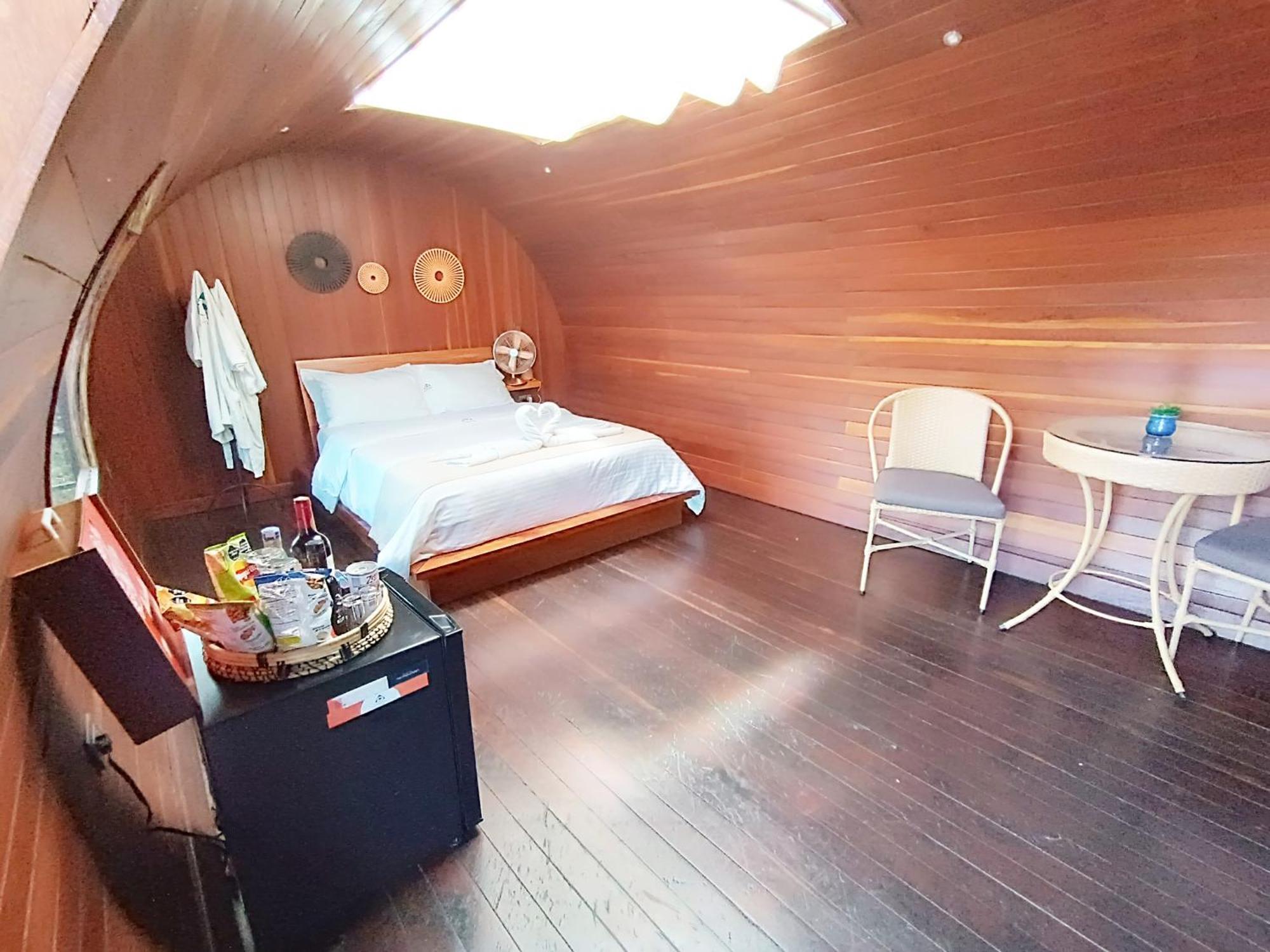 Glamping The Mountain Hotel Guatape Exterior photo