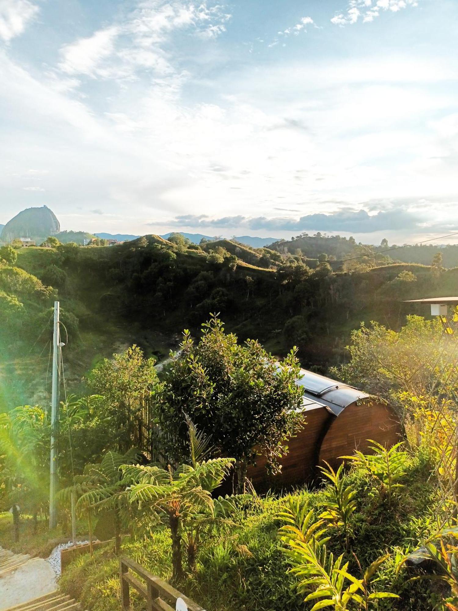 Glamping The Mountain Hotel Guatape Exterior photo