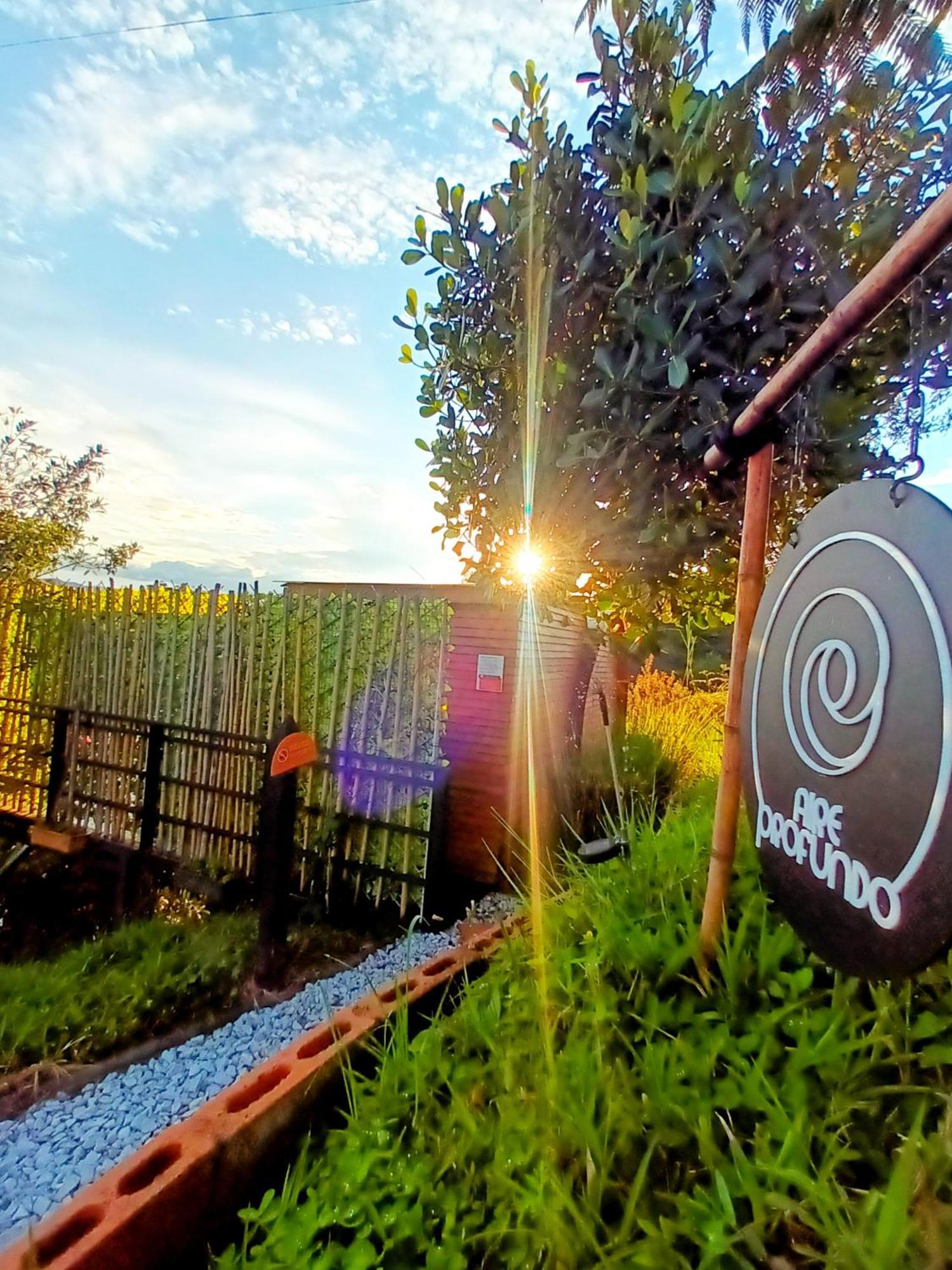 Glamping The Mountain Hotel Guatape Exterior photo